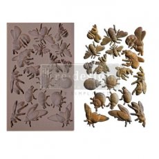 669706 Buzzing Beauties 5x8 Inch Decor Mould